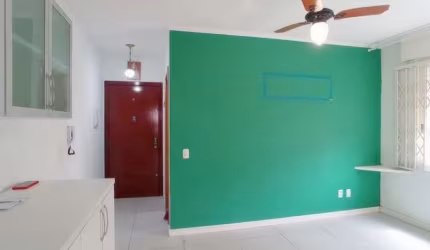 Apartamento com 1 quarto à venda na Rua Ângelo Crivellaro, 600, Jardim do Salso, Porto Alegre, 43 m2 por R$ 180.000