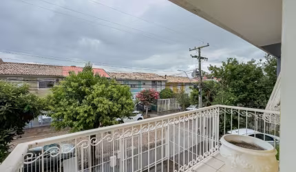 Casa com 3 quartos à venda na Avenida Doutor Walter Só Jobim, 393, Jardim Lindóia, Porto Alegre, 244 m2 por R$ 890.000