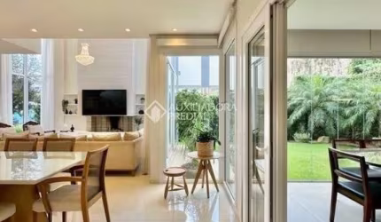 Casa em condomínio fechado com 3 quartos à venda na INACIO WUNIBALDO SCHNEIDER, 199, Encosta do Sol, Estância Velha, 300 m2 por R$ 2.850.000