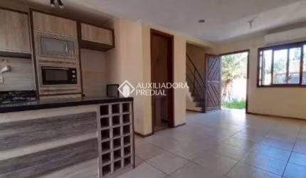 Casa com 2 quartos à venda na Rua Padre Valerio Alberton, 70, Hípica, Porto Alegre, 67 m2 por R$ 294.900