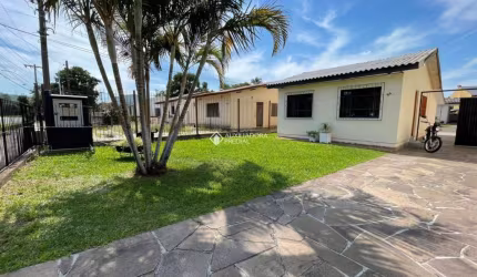 Casa com 3 quartos à venda na Rua do Schneider, 90, Hípica, Porto Alegre, 41 m2 por R$ 531.900