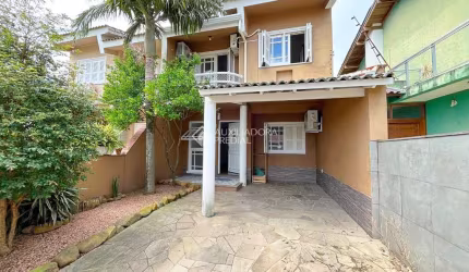 Casa em condomínio fechado com 3 quartos à venda na Rua Doutora Noemi Valle Rocha, 194, Serraria, Porto Alegre, 140 m2 por R$ 650.000