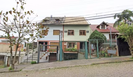 Casa com 3 quartos à venda na Rua Doutor Pitrez, 716, Ipanema, Porto Alegre, 231 m2 por R$ 725.000