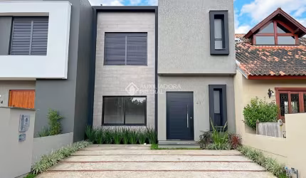 Casa em condomínio fechado com 3 quartos à venda na Rua Jean Vardaramatos, 130, Hípica, Porto Alegre, 153 m2 por R$ 810.000