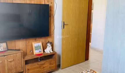 Apartamento com 2 quartos à venda na Rua Capitão Pedroso, 608, Restinga, Porto Alegre, 38 m2 por R$ 135.000