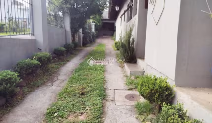 Casa com 3 quartos à venda na Rua Edemilson Santos Silva, 10, Espírito Santo, Porto Alegre, 136 m2 por R$ 680.000