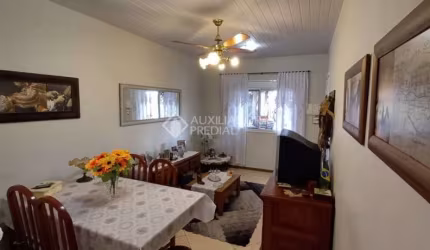 Casa com 2 quartos à venda na Estrada Costa Gama, 5061, Hípica, Porto Alegre, 51 m2 por R$ 288.000