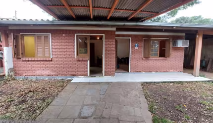Casa com 2 quartos à venda na Rua Dionélio Machado, 156, Ipanema, Porto Alegre, 62 m2 por R$ 250.000