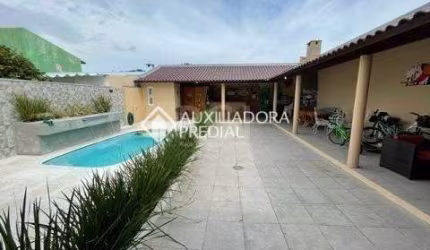 Casa com 3 quartos à venda na Rua Doutora Noemi Valle Rocha, 165, Serraria, Porto Alegre, 299 m2 por R$ 807.900