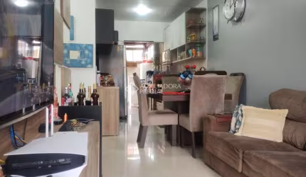Casa em condomínio fechado com 2 quartos à venda na Rua Embira, 170, Hípica, Porto Alegre, 52 m2 por R$ 318.000