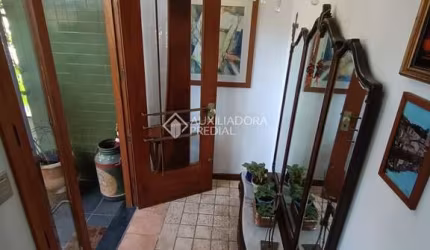 Casa com 3 quartos à venda na Rua João Mendes Ouriques, 400, Jardim Isabel, Porto Alegre, 260 m2 por R$ 1.350.000
