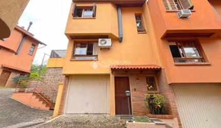 Casa em condomínio fechado com 3 quartos à venda na Rua Giorgio Negroni, 801, Espírito Santo, Porto Alegre, 154 m2 por R$ 469.000