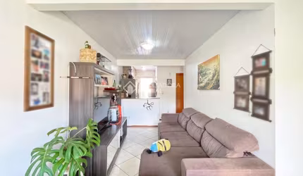 Casa com 3 quartos à venda na Rua Carlos Maximiliano Fayet, 675, Hípica, Porto Alegre, 70 m2 por R$ 249.000