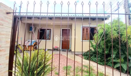 Casa com 2 quartos à venda na Rua Antônio Ribeiro Messias, 97, Hípica, Porto Alegre, 75 m2 por R$ 250.000