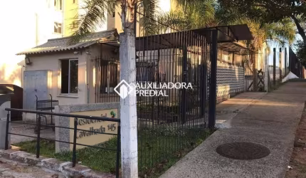 Apartamento com 2 quartos à venda na Beco Pedro Rodrigues Bittencourt, 145, Vila Nova, Porto Alegre, 38 m2 por R$ 110.000