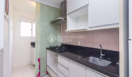 Apartamento com 3 quartos para alugar na Rua Coronel Massot, 1229, Cristal, Porto Alegre, 61 m2 por R$ 2.300