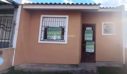 Casa com 2 quartos à venda na Rua Olímpio Tabajara, 156, Restinga, Porto Alegre, 37 m2 por R$ 232.000