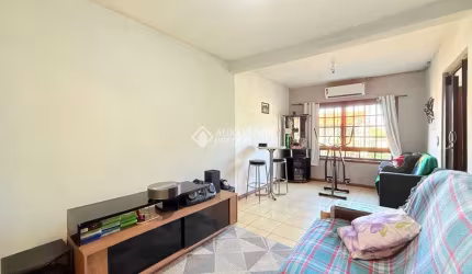 Casa com 4 quartos à venda na Rua Jóia, 220, Vila Nova, Porto Alegre, 200 m2 por R$ 530.000