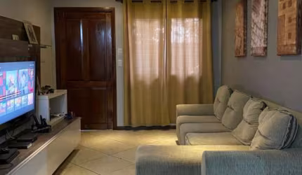 Casa com 2 quartos à venda na Rua Doutor Raphael Loro, 405, Hípica, Porto Alegre, 31 m2 por R$ 318.000