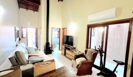 Casa com 2 quartos à venda na Rua Pedro da Silva Nava, 115, Aberta dos Morros, Porto Alegre, 65 m2 por R$ 300.000