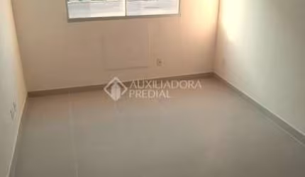 Apartamento com 2 quartos à venda na Avenida Edgar Pires de Castro, 2901, Hípica, Porto Alegre, 40 m2 por R$ 145.000