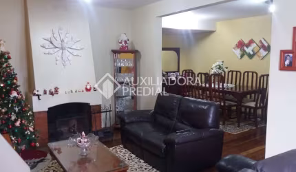 Casa em condomínio fechado com 3 quartos à venda na Avenida Icaraí, 171, Cristal, Porto Alegre, 217 m2 por R$ 1.090.000