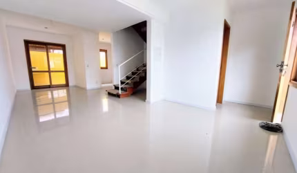 Casa em condomínio fechado com 3 quartos à venda na Avenida da Serraria, 1900, Espírito Santo, Porto Alegre, 98 m2 por R$ 322.000