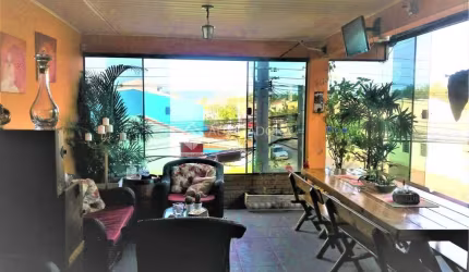 Casa comercial à venda na Rua Elvira Dendena, 334, Hípica, Porto Alegre, 357 m2 por R$ 692.000