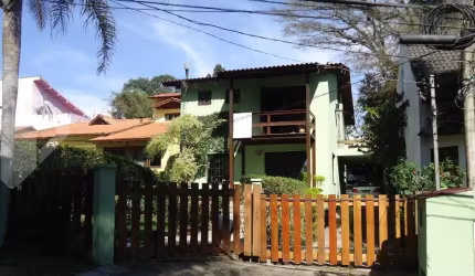 Casa em condomínio fechado com 3 quartos à venda na Avenida Senador Salgado Filho, 215, São Lucas, Viamão, 225 m2 por R$ 690.000