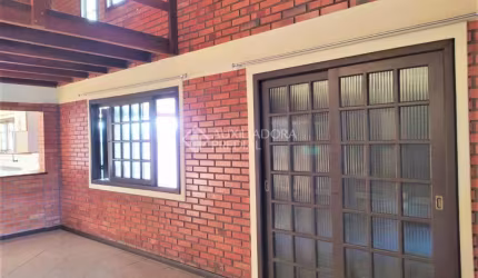 Casa com 3 quartos à venda na Avenida Celestino Bertolucci, 780, Aberta dos Morros, Porto Alegre, 149 m2 por R$ 400.000