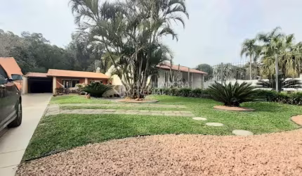 Casa com 2 quartos à venda na Avenida Juca Batista, 10250, Belém Novo, Porto Alegre, 240 m2 por R$ 620.000