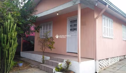 Casa com 2 quartos à venda na Avenida da Serraria, 289, Espírito Santo, Porto Alegre, 120 m2 por R$ 415.000