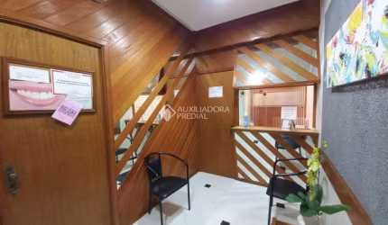 Sala comercial à venda na Avenida Pedro Adams Filho, 5604, Centro, Novo Hamburgo, 51 m2 por R$ 250.000