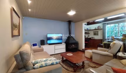 Casa com 3 quartos à venda na Rua Ibirubá, 585, Vila Nova, Novo Hamburgo, 189 m2 por R$ 530.000