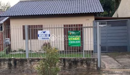 Casa com 2 quartos à venda na Caneleiro, 350, Campo Grande, Estância Velha, 96 m2 por R$ 290.000
