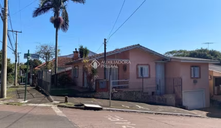 Casa com 3 quartos à venda na Rua São Luiz Gonzaga, 570, Guarani, Novo Hamburgo, 250 m2 por R$ 370.000