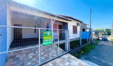 Casa com 2 quartos à venda na Rua Vitória Régia, 350, Campo Grande, Estância Velha, 69 m2 por R$ 260.000