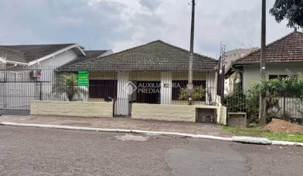 Casa com 3 quartos à venda na Rua Aracaju, 110, Boa Vista, Novo Hamburgo, 196 m2 por R$ 699.900