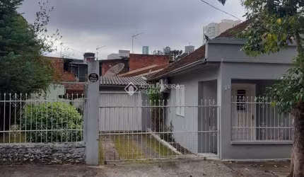 Casa com 3 quartos à venda na Três Passos, 23, Guarani, Novo Hamburgo, 117 m2 por R$ 450.000