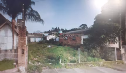 Terreno à venda na Rua Erich Schuller, 40, Scharlau, São Leopoldo, 445 m2 por R$ 180.000