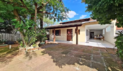 Casa com 3 quartos à venda na Rua Corumbá, 998, Liberdade, Novo Hamburgo, 159 m2 por R$ 440.000