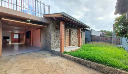 Casa com 3 quartos à venda na Rua Tamoio, 445, Vila Diehl, Novo Hamburgo, 164 m2 por R$ 400.000