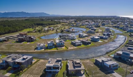 Casa em condomínio fechado com 3 quartos à venda na Paraguassu, 1450, Capão Novo, Capão da Canoa, 222 m2 por R$ 3.090.000