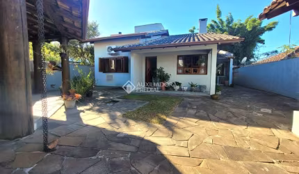 Casa com 3 quartos à venda na Evaldo Antenor Scheffel, 136, São José, Novo Hamburgo, 183 m2 por R$ 529.000