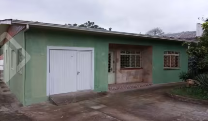 Casa em condomínio fechado com 2 quartos à venda na Rua Doutor Sarmento Barata, 231, Belém Velho, Porto Alegre, 270 m2 por R$ 800.000
