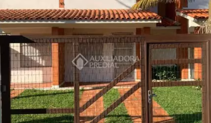 Casa em condomínio fechado com 2 quartos à venda na BEM-TE-VI, 955, Capão Novo, Capão da Canoa, 70 m2 por R$ 326.000
