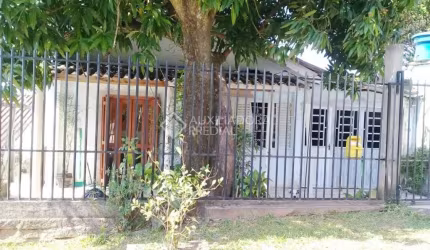 Casa com 2 quartos à venda na Rua Carlos Gardel, 680, Canudos, Novo Hamburgo, 60 m2 por R$ 270.000
