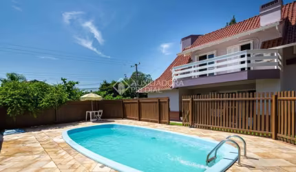 Casa com 4 quartos à venda na Rua Gustavo Leopoldo Feltes, 625, Hamburgo Velho, Novo Hamburgo, 293 m2 por R$ 2.390.000