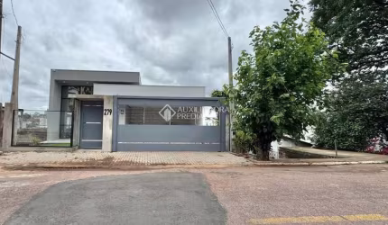 Casa com 3 quartos à venda na Rua Espinilho, 279, Guarani, Novo Hamburgo, 192 m2 por R$ 1.279.900