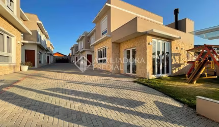 Casa em condomínio fechado com 2 quartos à venda na Rua Jahu, 133, Pátria Nova, Novo Hamburgo, 104 m2 por R$ 494.700